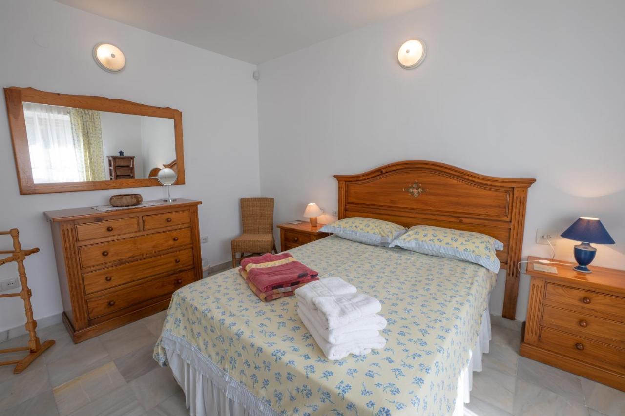 Private Heated Pool, Jacuzzi & 1225M2 Garden In Villa Cipreses Frigiliana Exterior foto