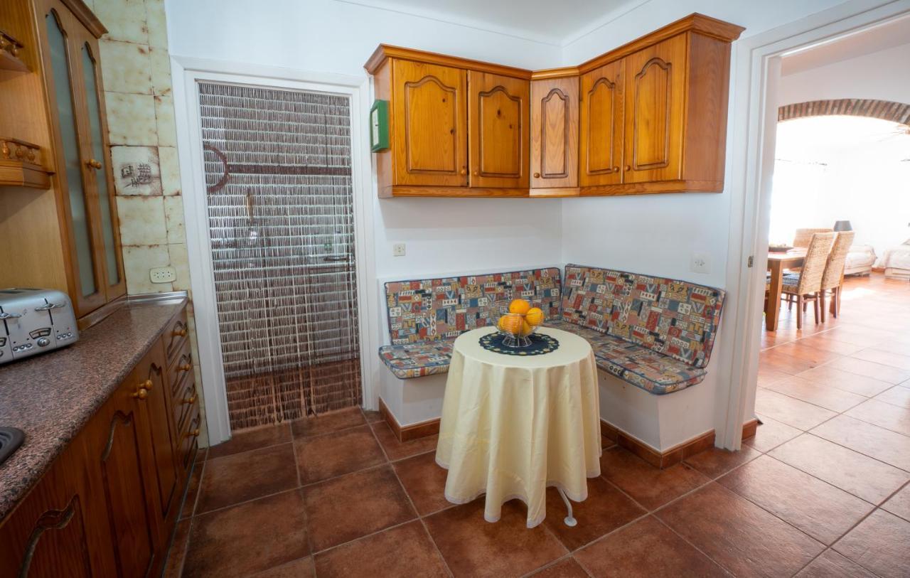 Private Heated Pool, Jacuzzi & 1225M2 Garden In Villa Cipreses Frigiliana Exterior foto